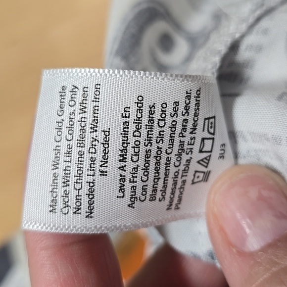 {No Boundaries} Men's Print Button Up Shirt with Short Sleeves - Picture 16 of 16